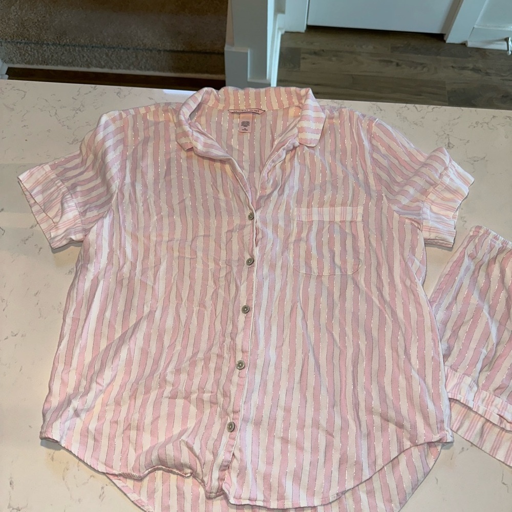 Victorias Secret PJ Set - Picture 2 of 9